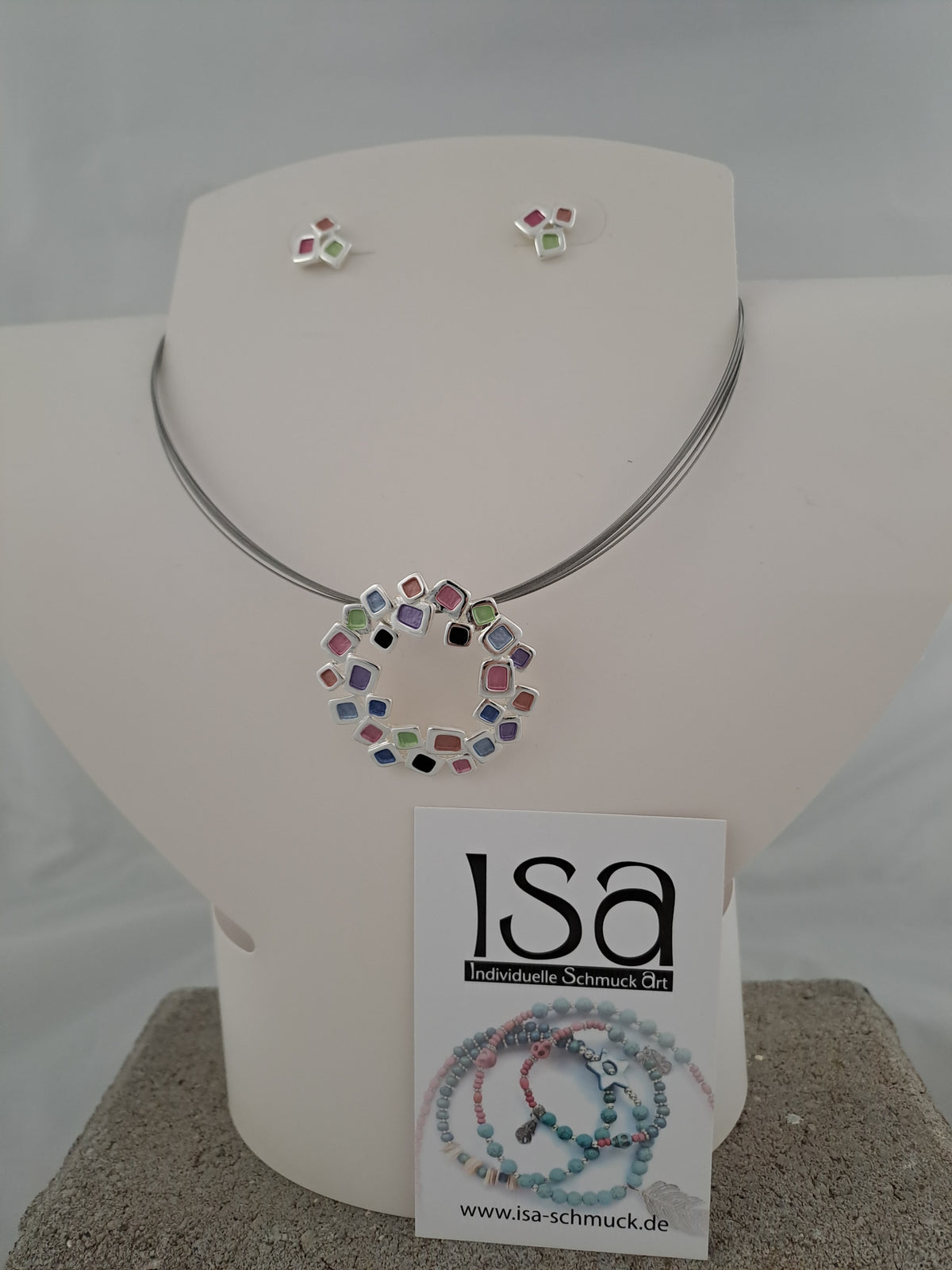 Set "Frühling" in Pastelltönen, Kette mit kleinen Ohrsteckern